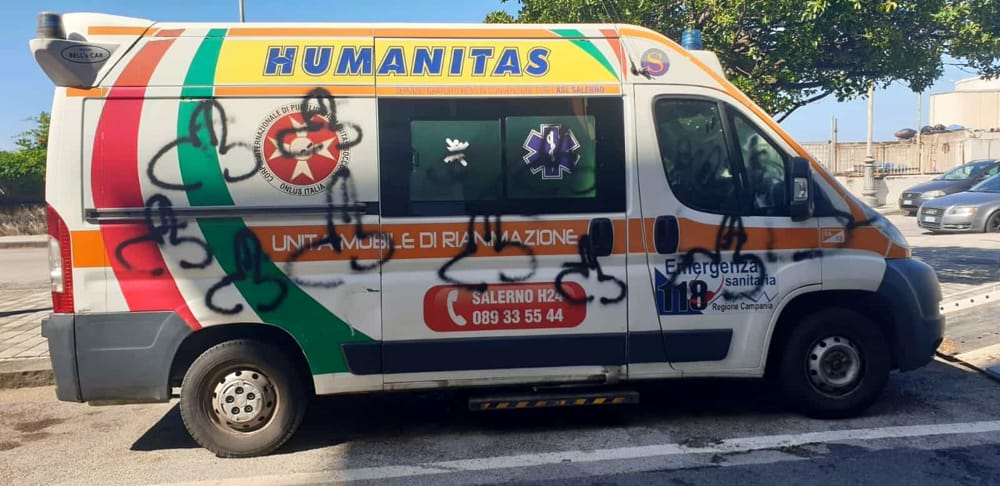 Salerno, vandalizzata ambulanza dell’Humanitas in servizio