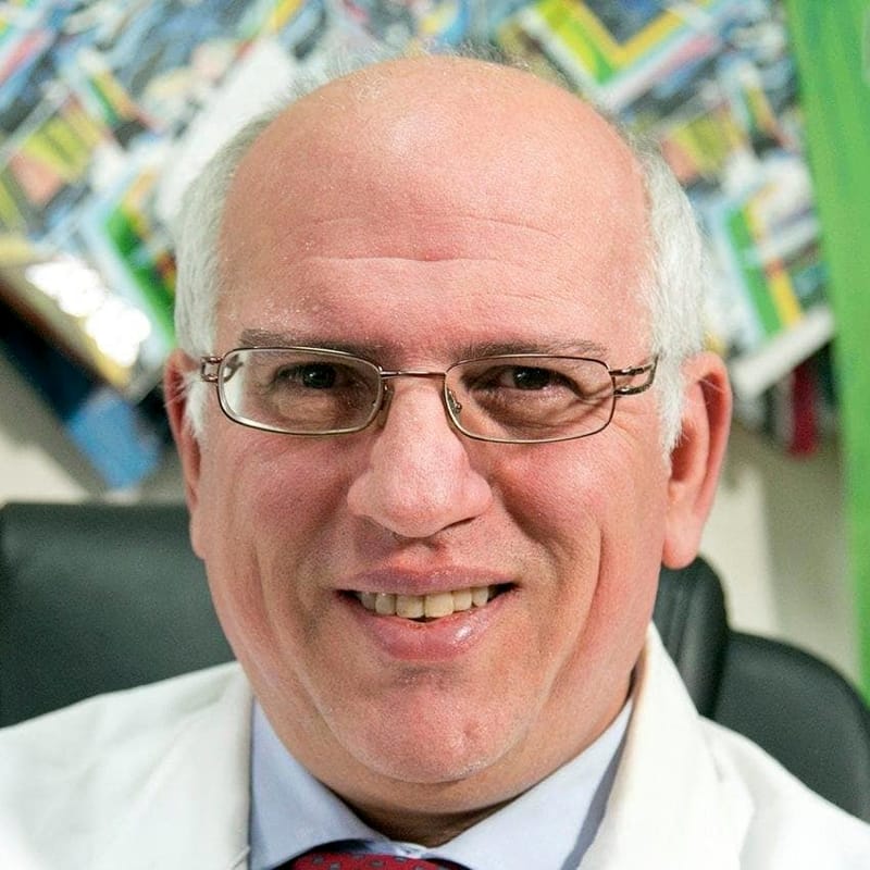“Memorial dott. Michele Siani” a Vietri, premiato Ascierto che avvisa: “Vaccino pronto entro la prossima estate”