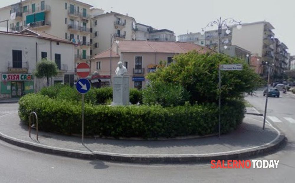 Impreca contro la statua di monsignor Grasso, a Mercatello: portato in questura
