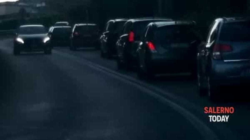 Traffico in tilt sulla Tangenziale di Salerno: i disagi