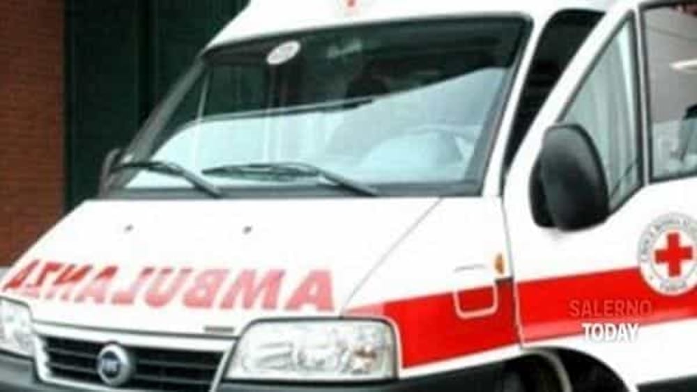 Incidente tra 3 auto ad Agropoli: quattro feriti in ospedale