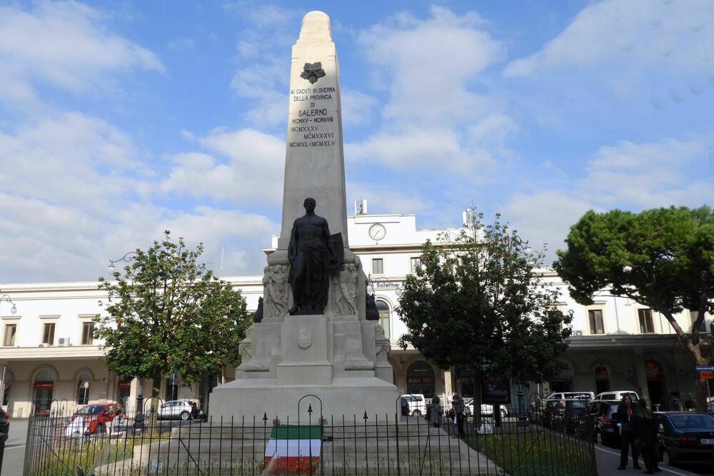 Monumento dei Caduti a Salerno, l’omaggio del Movimento Nazionale