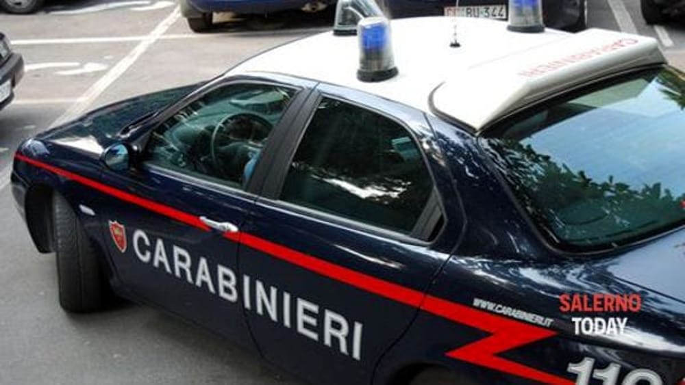 Salerno, l’Arma dei Carabinieri presenta il calendario storico 2021
