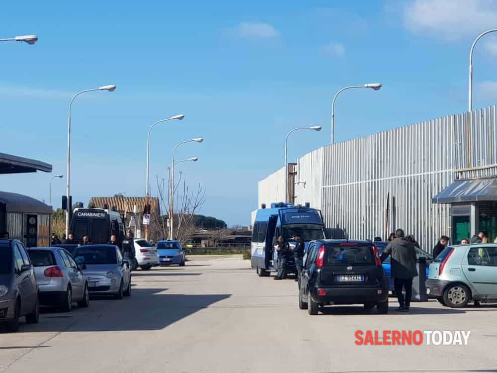 Covid nel carcere di Salerno: contagiati la direttrice e 17 agenti, 150 detenuti positivi in Campania