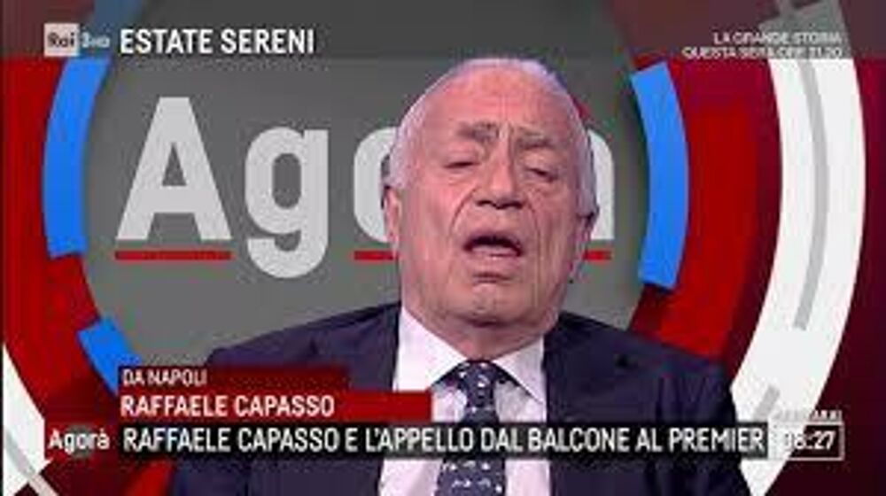 L’Unisa piange Raffaele Capaccio, il prof che parlò con Conte in mutande dal balcone