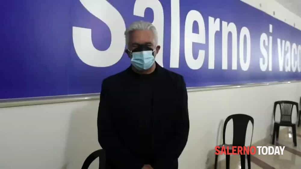 Vaccini a Salerno, il video-appello del sindaco