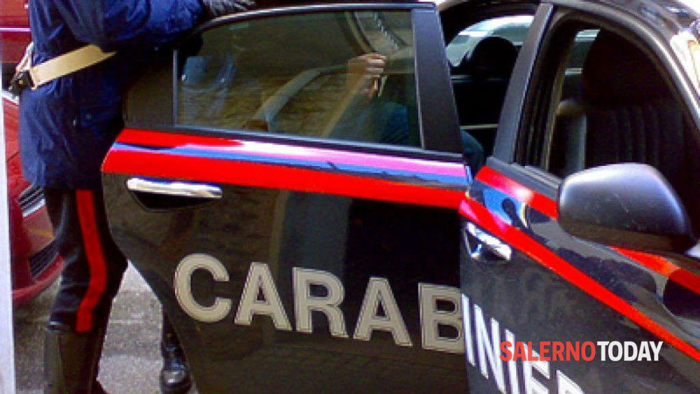 Raid notturni in negozi e locali del centro storico di Salerno: arrestati i due responsabili