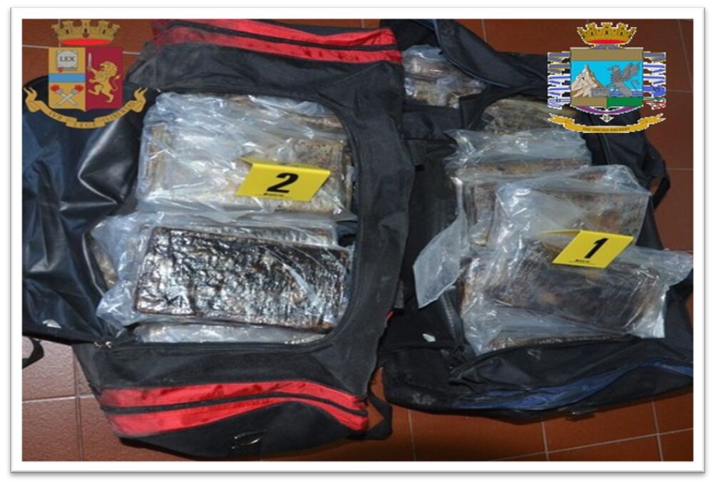 Blitz al porto di Salerno: sequestrati oltre 65 chili di cocaina pura