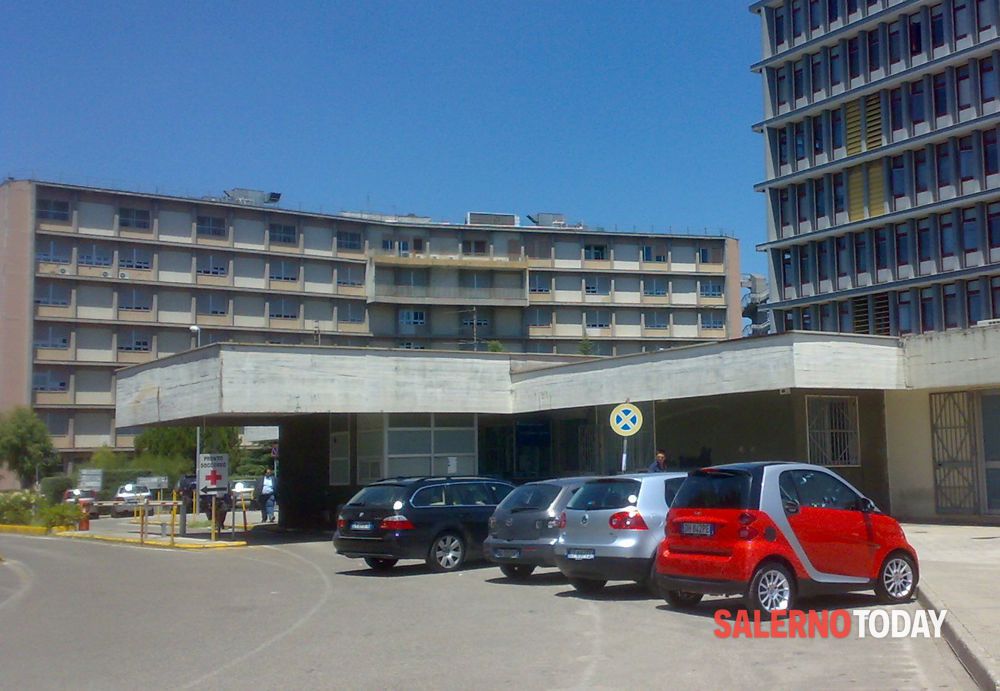 Prevenzione tumori, Cammarano (M5S): ” Serve la torre oncologica all’ospedale di Battipaglia”