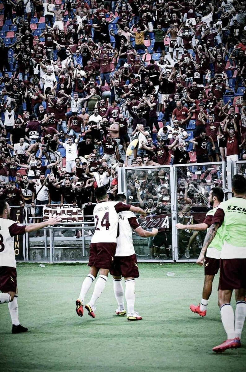 Salernitana sconfitta a Bologna, la voce dei tifosi: “Meritavamo almeno il pareggio, serve ancora mercato”