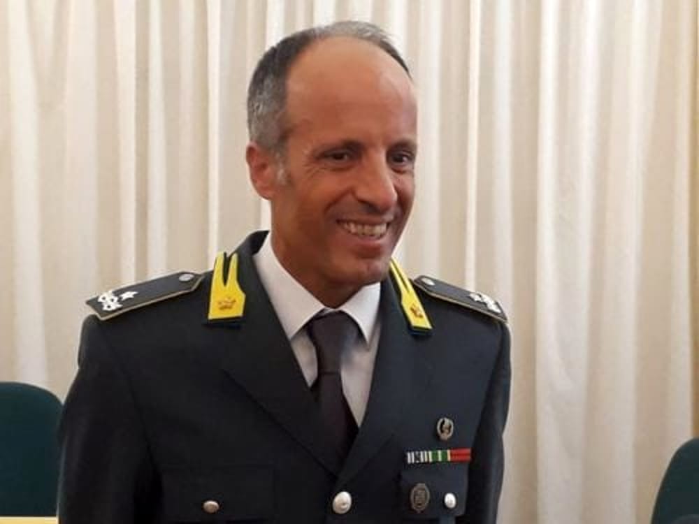 Guardia di Finanza, avvicendamento al comando provinciale: De Luca subentra a Petruccelli