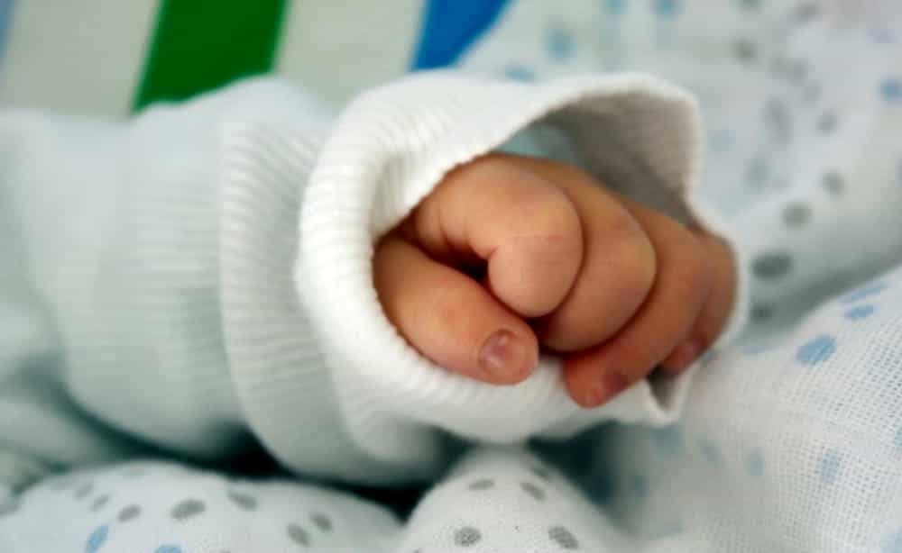Allarme in provincia: neonato di 28 giorni contagiato dal Covid