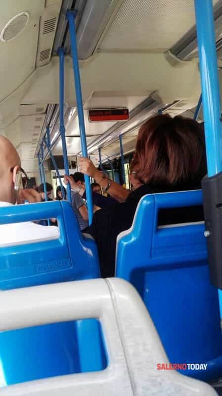 Trasporto pubblico, Busitalia avvisa l’utenza: “Da ora a bordo solo con mascherina FFP2”