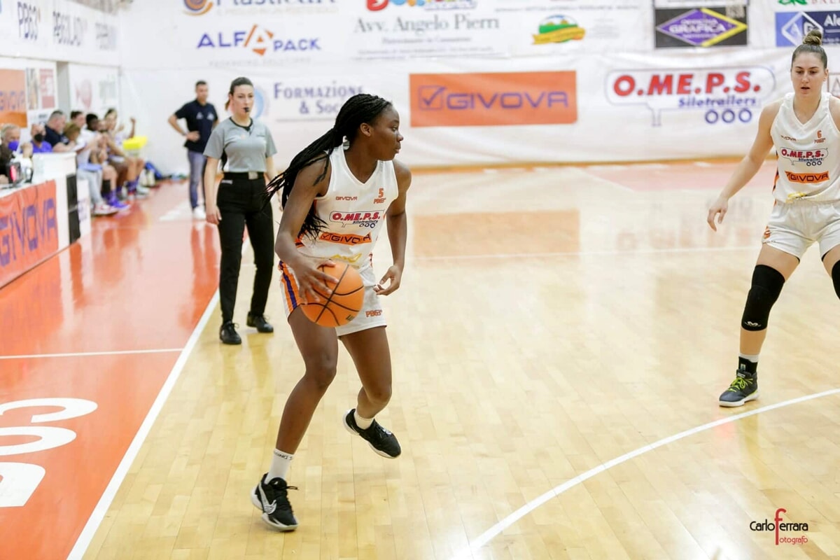 Serie A2 femminile, Battipaglia corsara sul parquet di Civitanova Marche