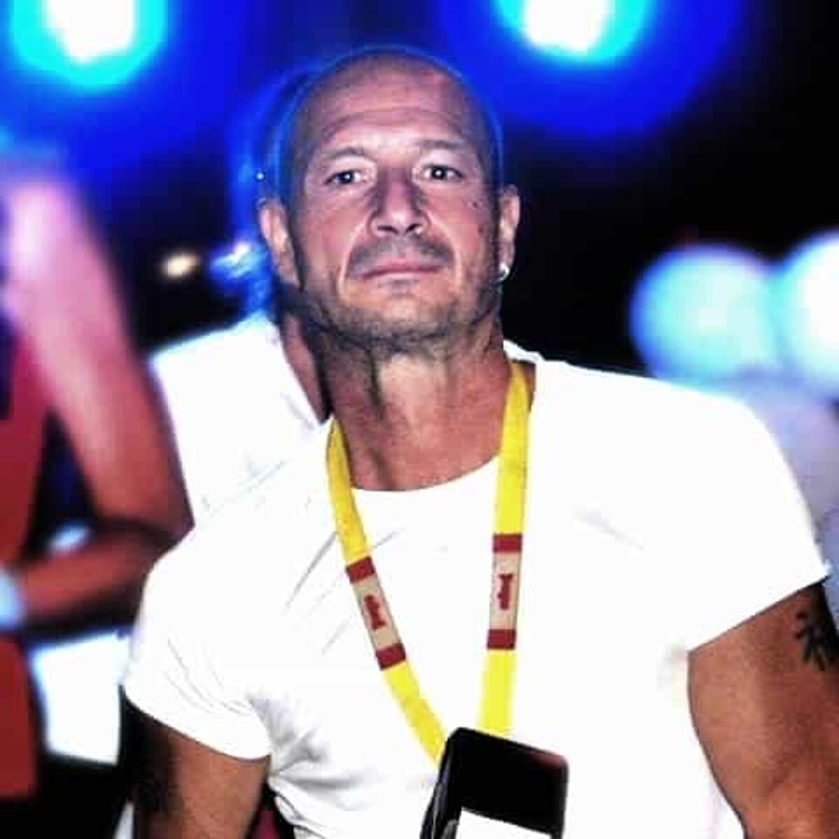 Salerno piange Lello Gaglione, il fotografo della movida by night: il ricordo degli amici