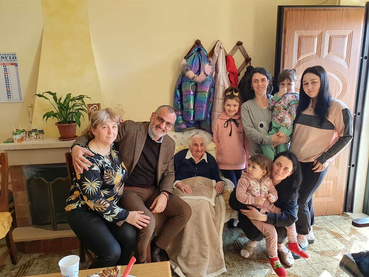 Emergenza Ucraina, Maria e la sua famiglia accolte da una famiglia solidale: il racconto dell’ex sindaco di Eboli