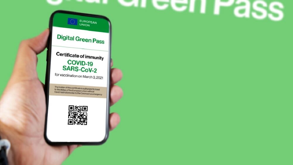 Green pass e super green pass: dove e quando occorrono, le nuove norme dal 1° aprile