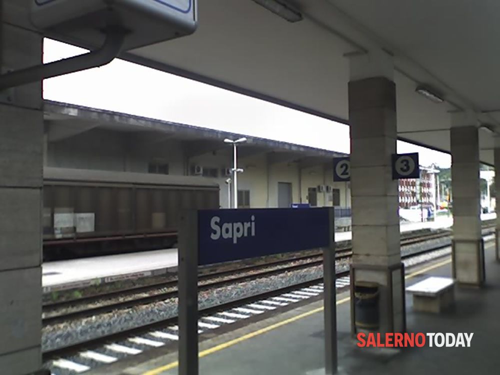 Rimozione dell’ordigno bellico, sospesa la circolazione ferroviaria fra le stazioni di Sapri e Praja