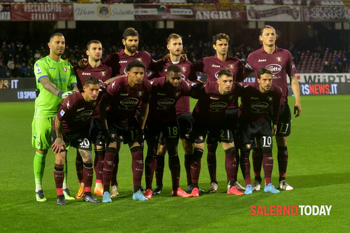 Il Torino batte la Salernitana con gol di Belotti: è notte fonda all’Arechi