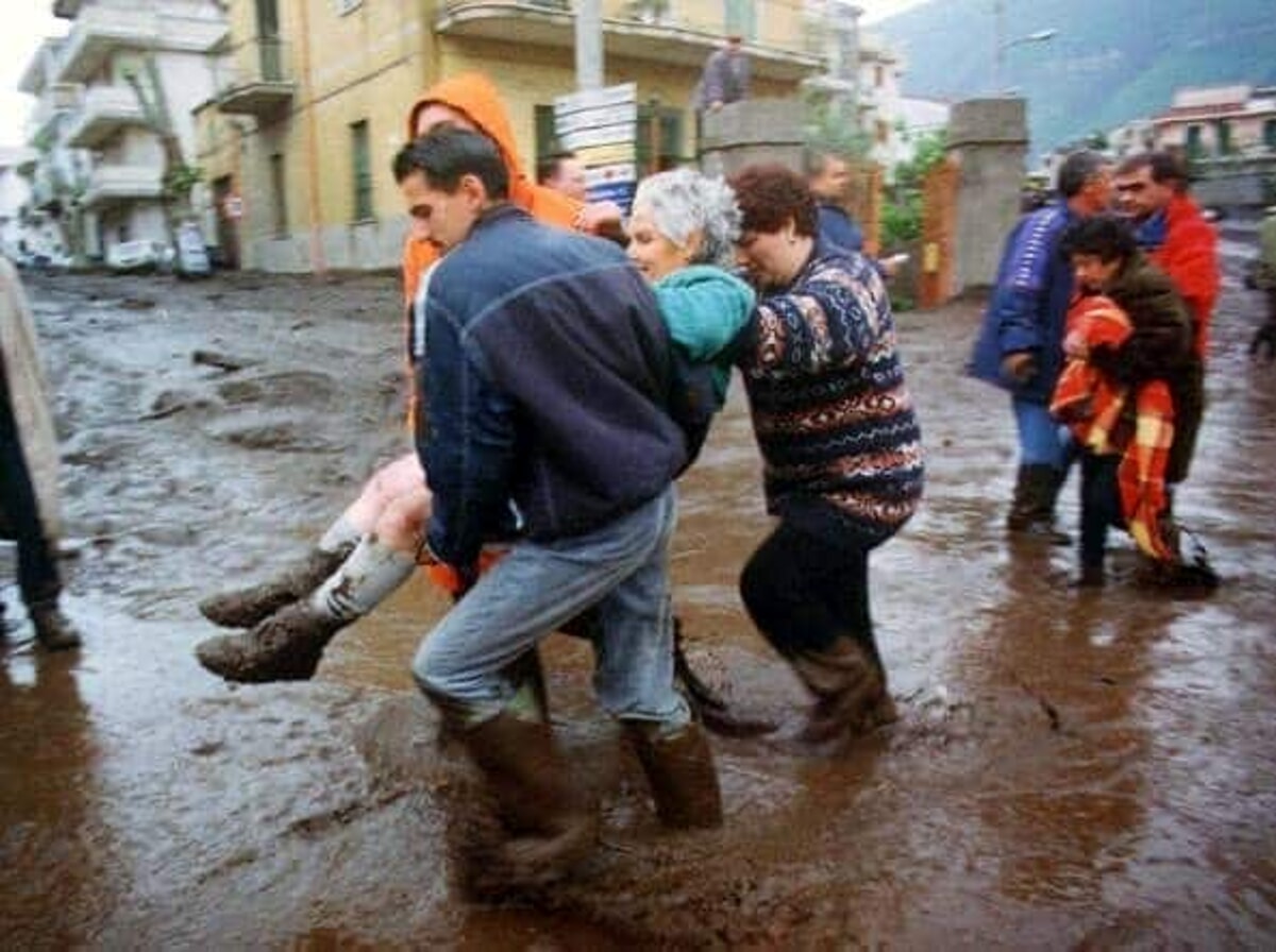 Alluvione 5 maggio 1998: Santa Messa e cerimonie in ricordo delle vittime a Bracigliano, Sarno e Siano