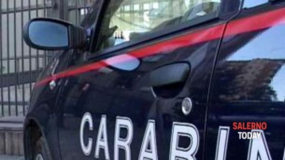 Scafati, prende la madre a morsi durante una lite: intervengono i carabinieri