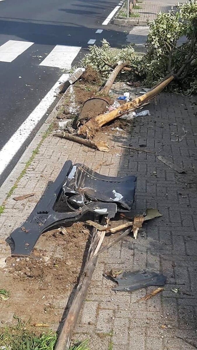 Incidente a Bellizzi: sbanda con l’auto, fa danni e fugge, l’ira del sindaco