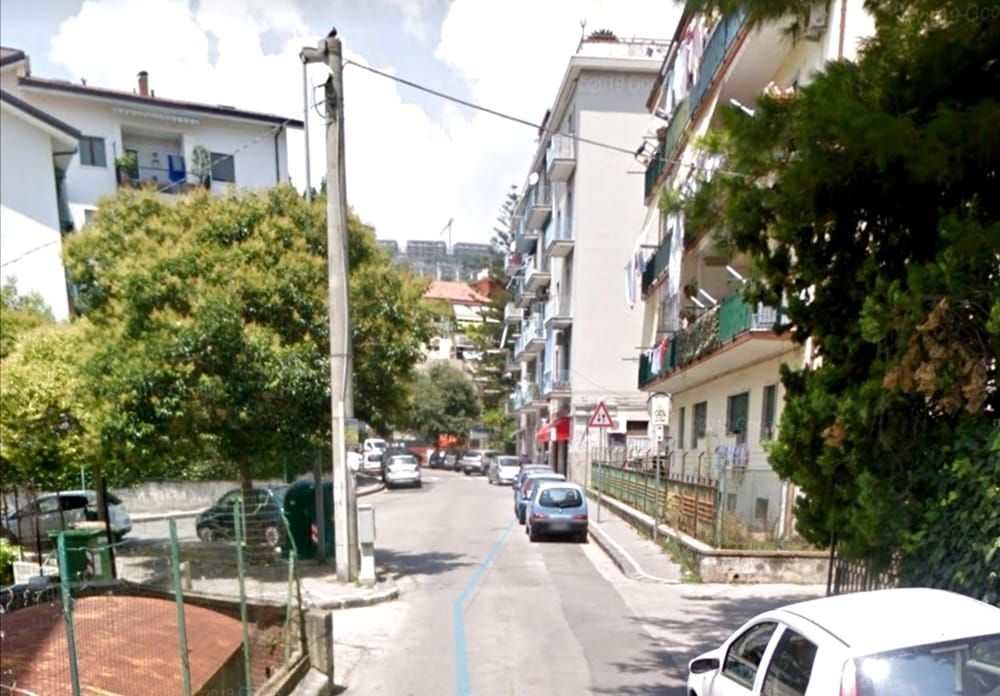 Tentato furto di auto a Torrione Alto, residenti e commercianti: “Più controlli e telecamere”