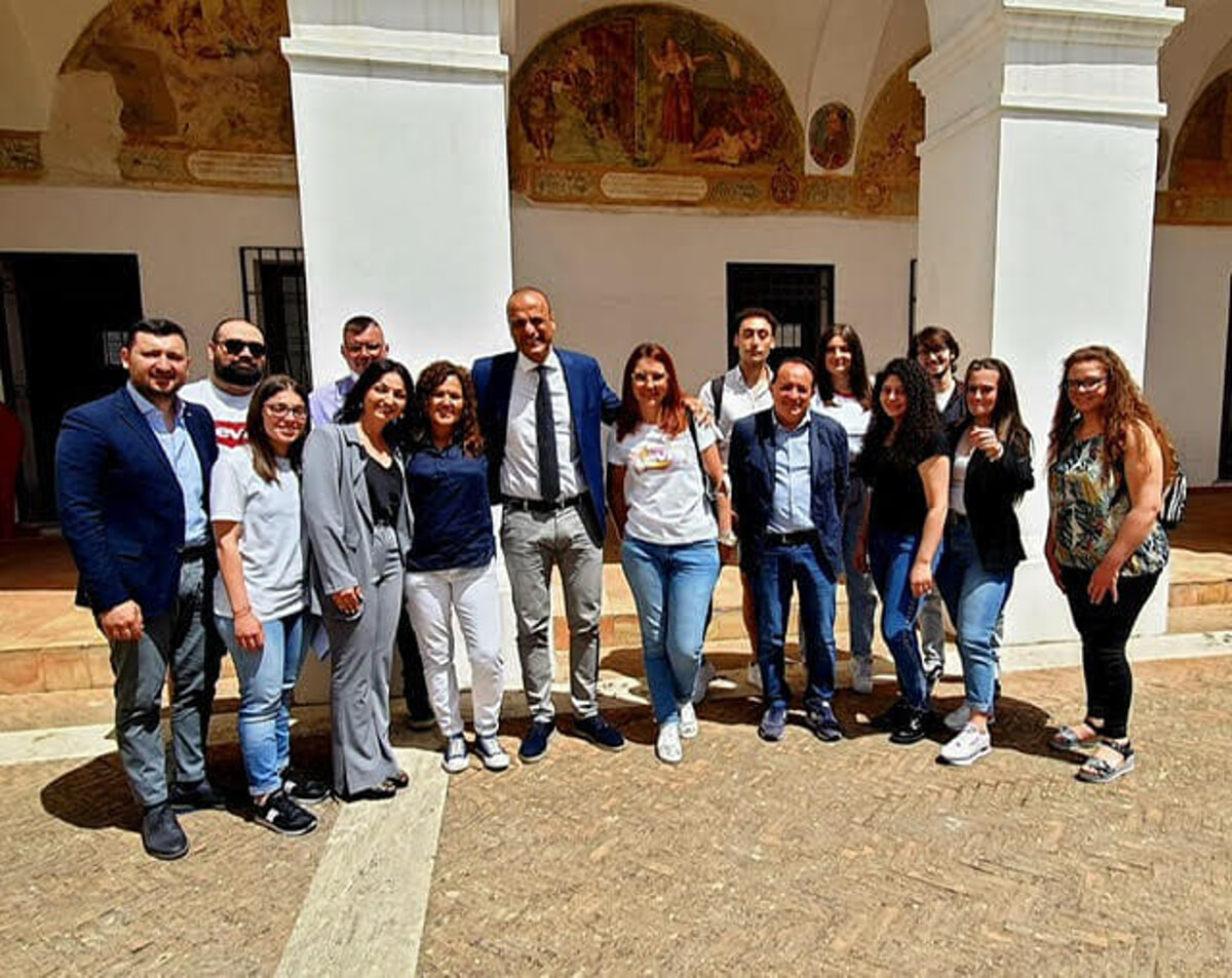 Montecorvino Pugliano, dieci volontari del Servizio Civile firmano i contratti al Comune