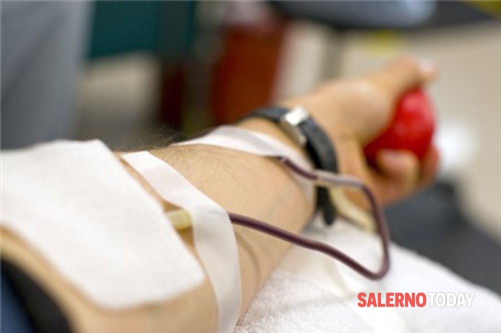 Carenza di sangue negli ospedali salernitani, l’appello dell’Avis: “Venite a donare”