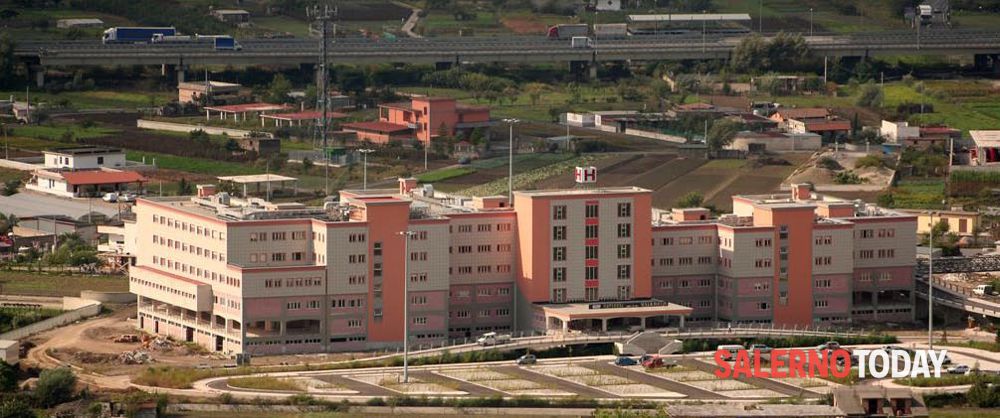 Ospedale di Sarno, la Uil: “Rivedere la legislazione sull’accesso alla facoltà di medicina”