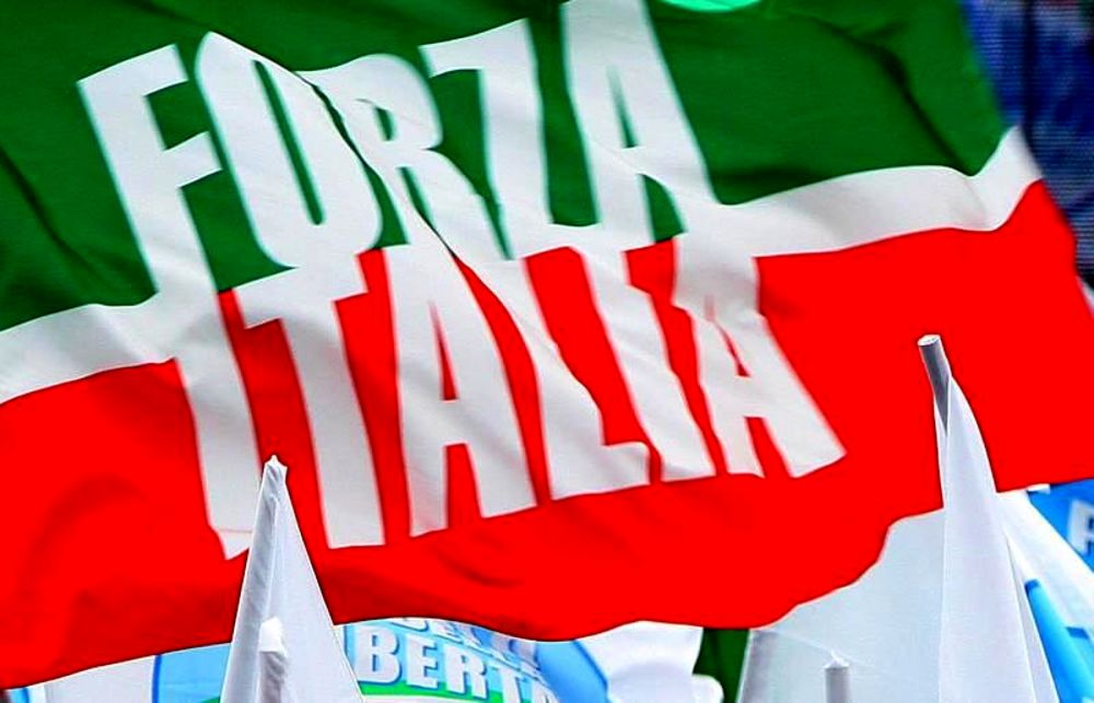 Forza Italia Salerno riparte dopo l’addio di Mara Carfagna: domani il nuovo organigramma