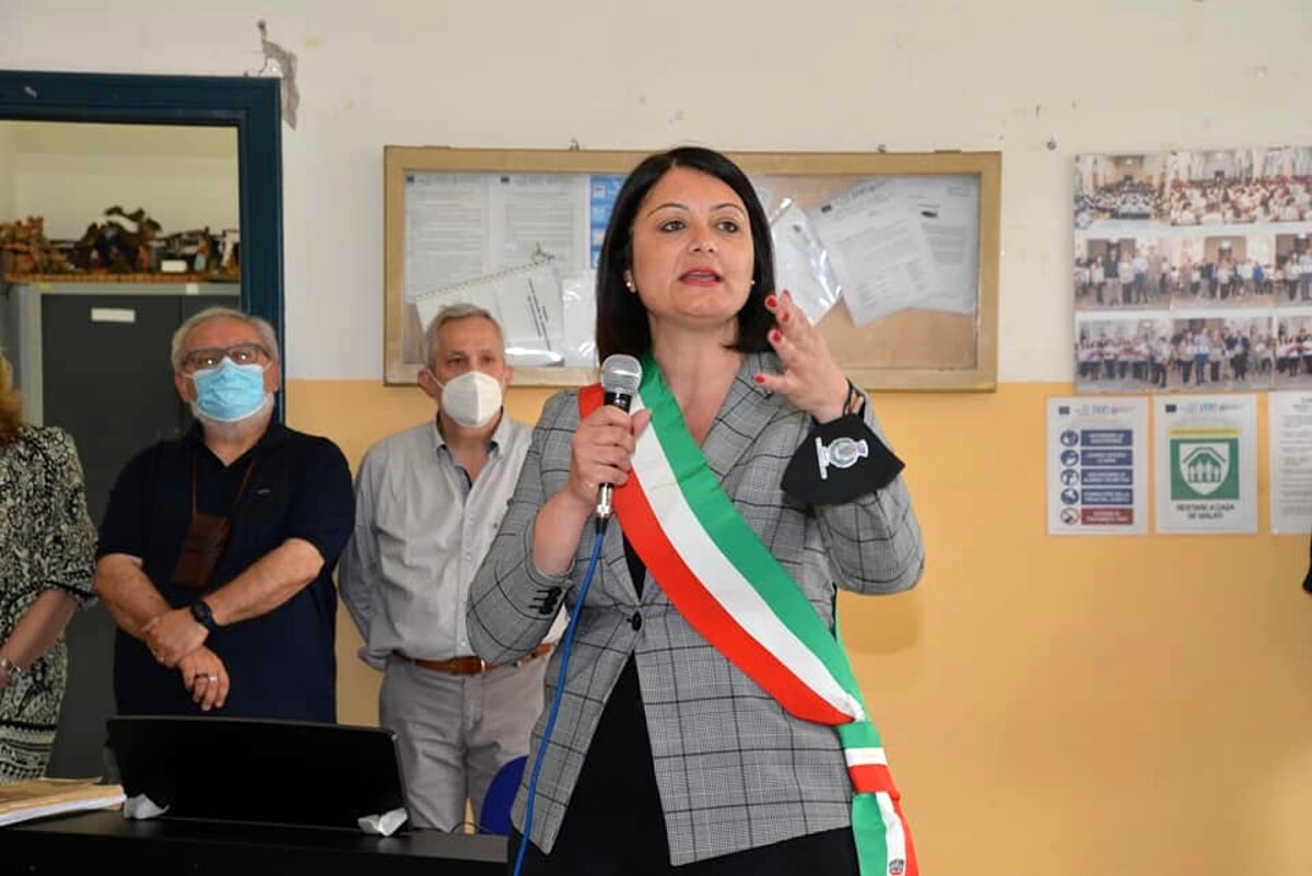 Comune di San Cipriano, si dimette Di Muro: la replica della sindaca Alfano