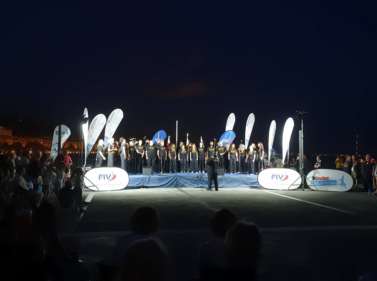 Campionati italiani giovanili di vela a Salerno: folla ed entusiamo alla cerimonia di apertura