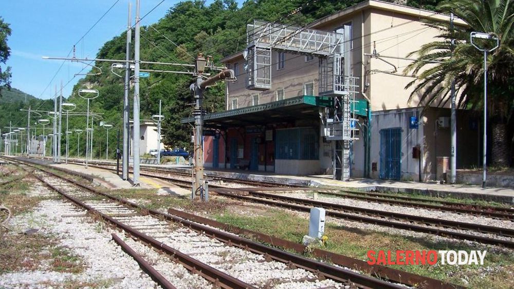 Tratta ferroviaria Sicignano-Lagonegro, l’appello del comitato ai candidati: “Riapritela”