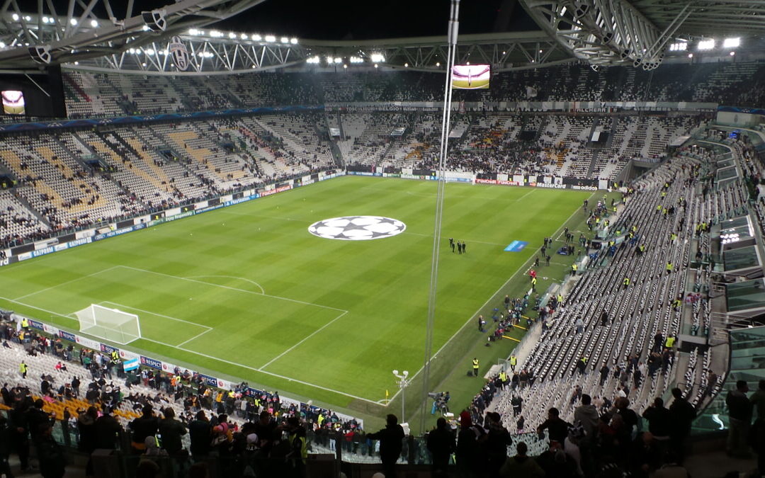 Tensione all’Allianz Stadium: tifoso della Salernitana aggredito da sei ultras juventini