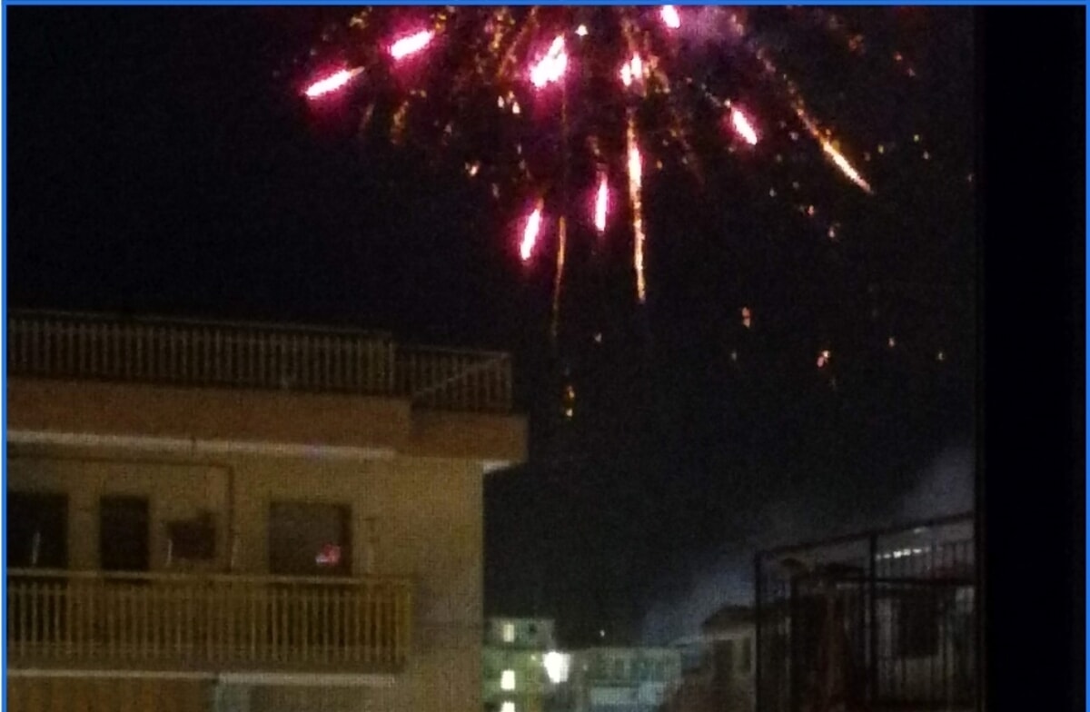 Pontecagnano, il Movimento Cinque Stelle: “Abuso di fuochi d’artificio: ora basta”