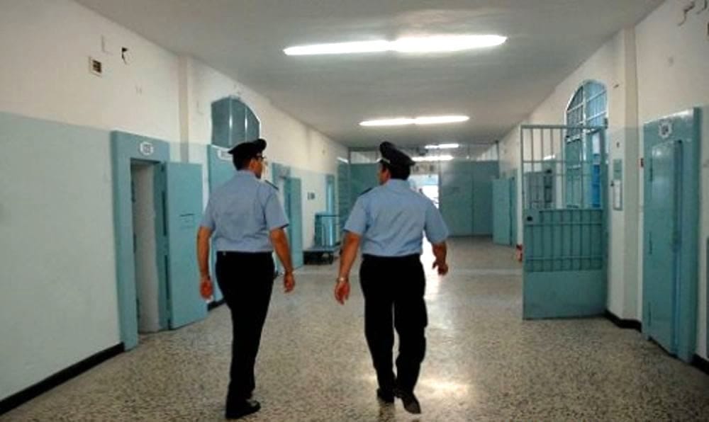 Evade i domiciliari: battipagliese condotto in carcere