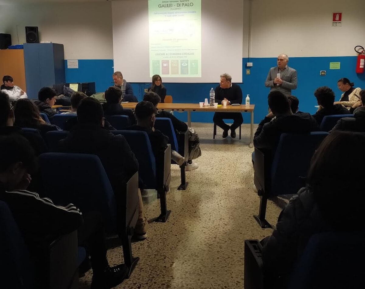 “Dall’economia lineare all’economia circolare: il ruolo della scuola”: dibattito all’Istituto Galilei-Di Palo