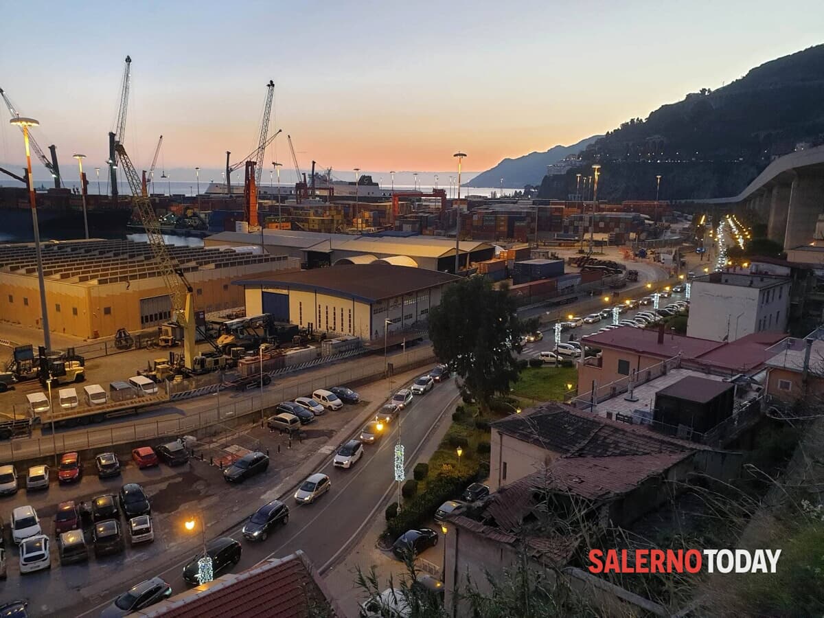 Epifania, record di presenze: code di traffico e parcheggi pieni a Salerno