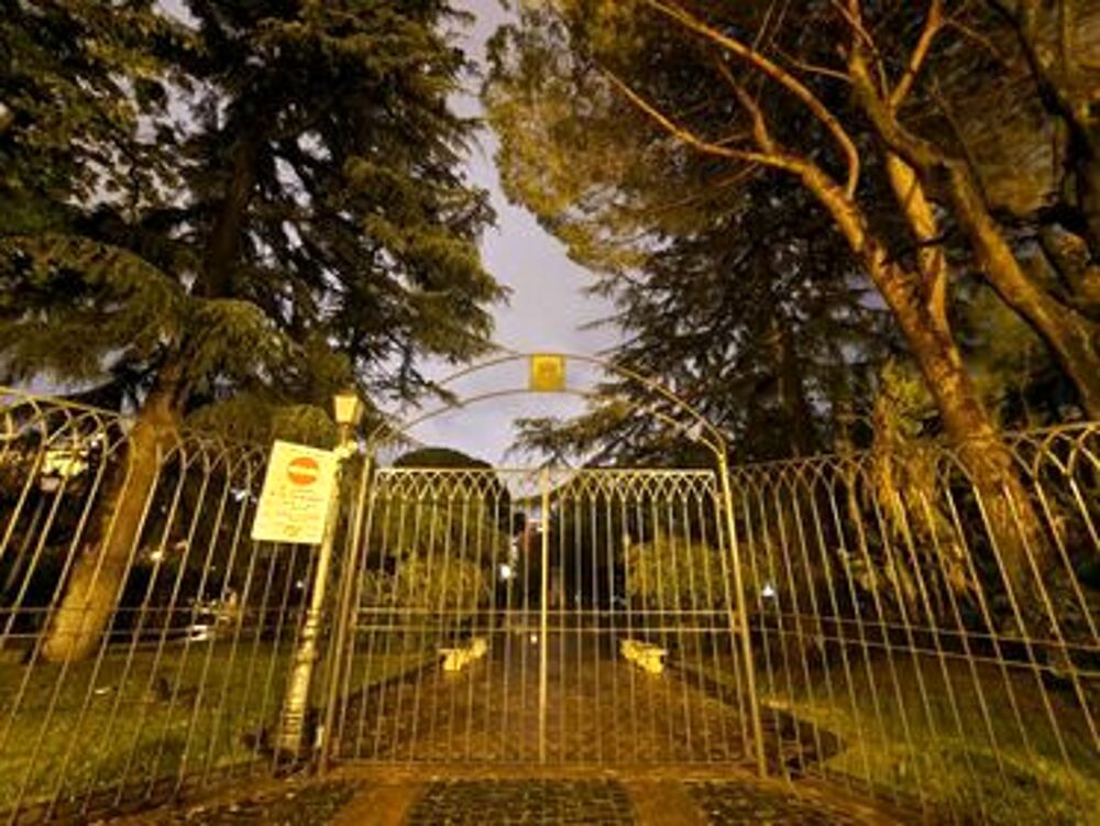 Prorogata l’allerta meteo: confermata la chiusura di cimitero e parchi, ma scuole aperte a Salerno