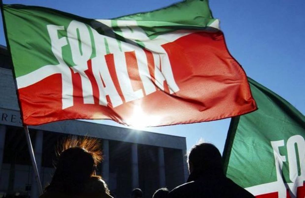 Pagani e San Valentino Torio: due consiglieri comunali aderiscono a Forza Italia