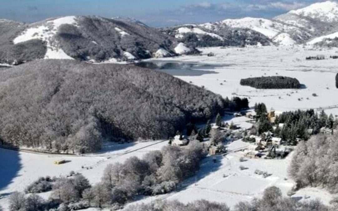 Bloccata nella neve sull’altopiano del Laceno: salvata famiglia di Campagna