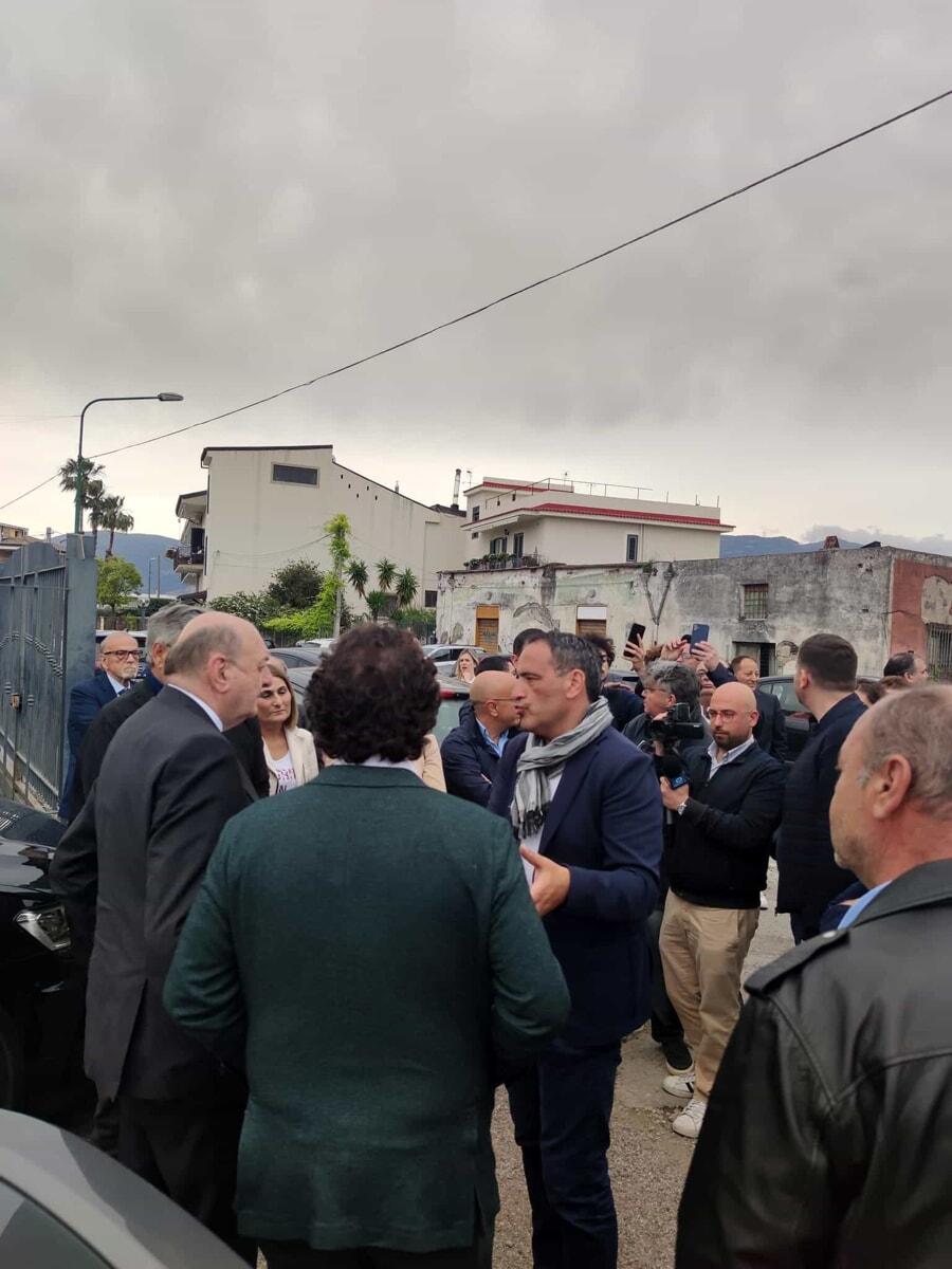 Allagamenti, il ministro Pichetto a Scafati: “Situazione fiume Sarno è grave, interverremo”. Domani c’è Tajani