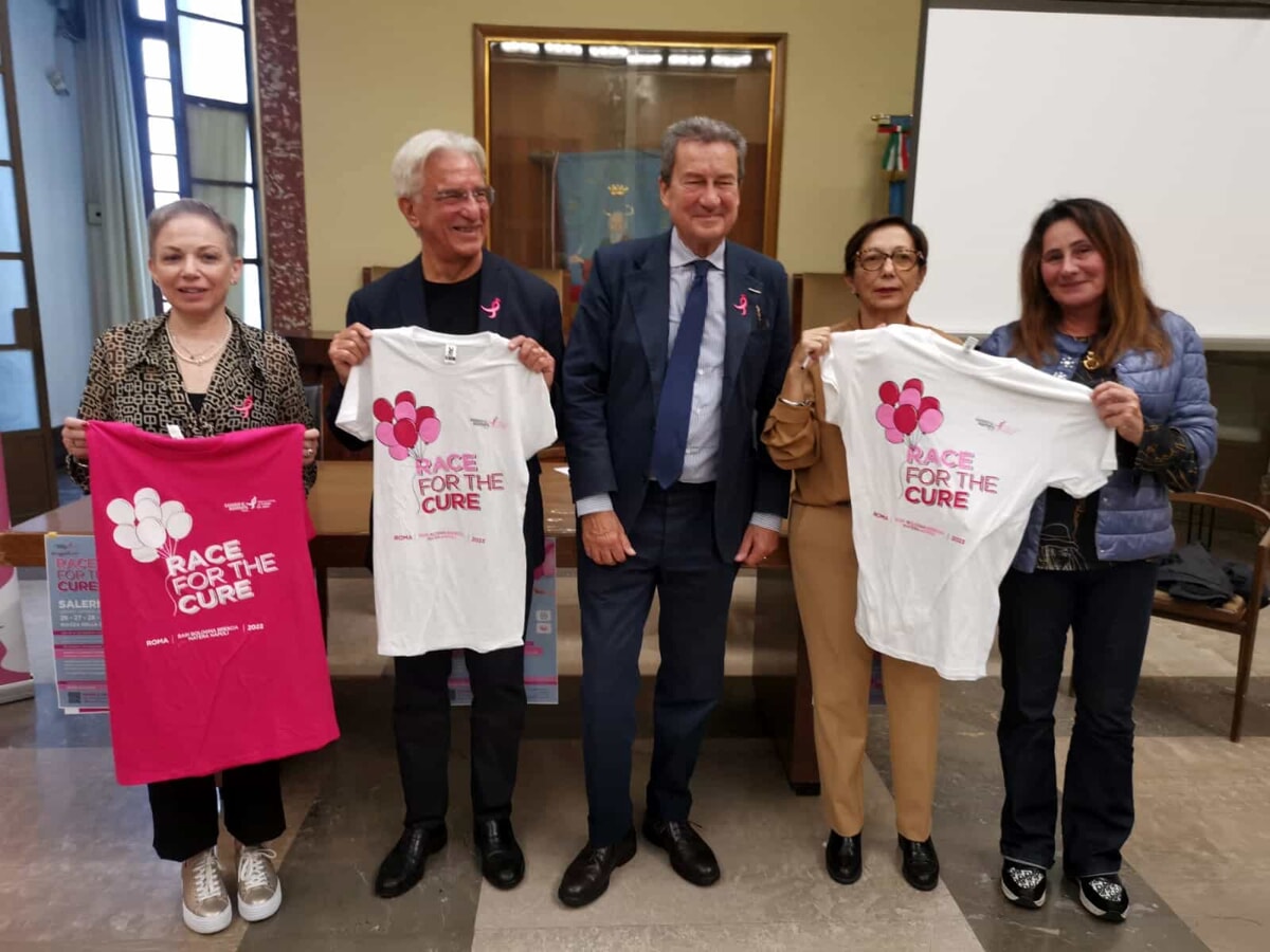 Tumori al seno, presentata l’iniziativa “Race for the cure”: dal 26 al 29 ottobre screening gratuiti a Salerno