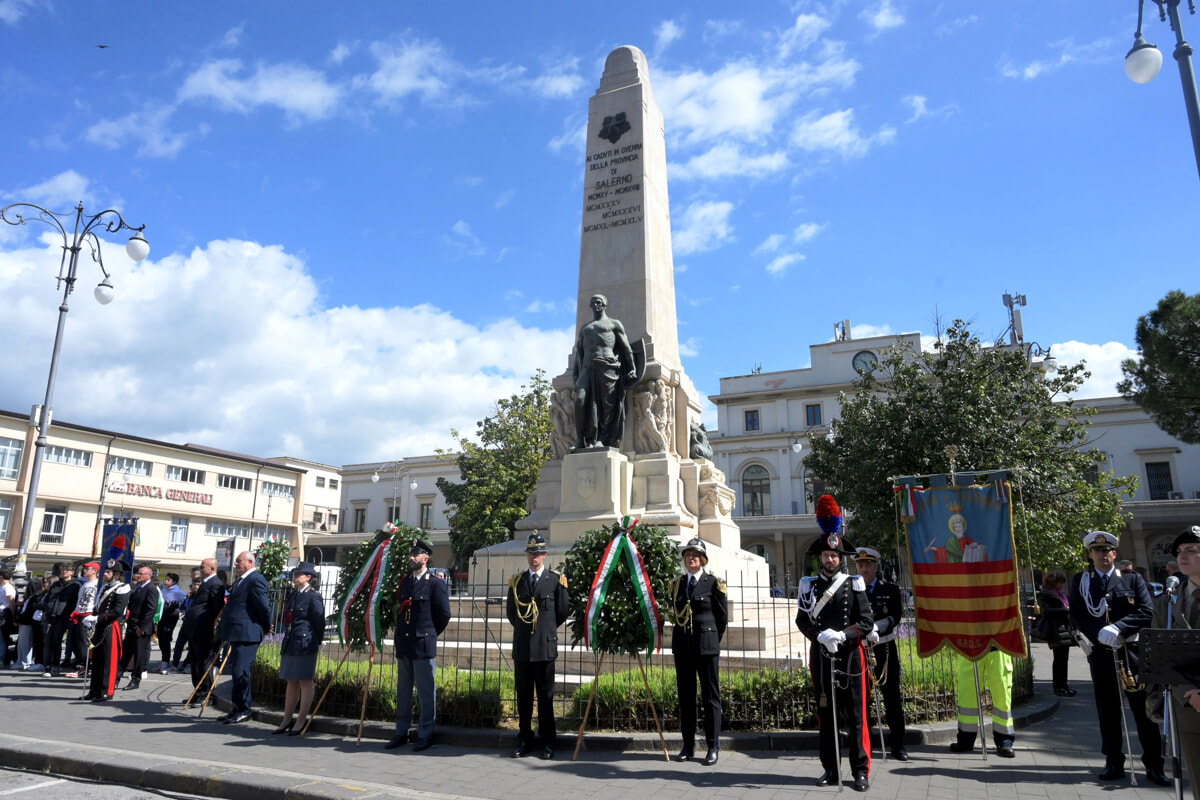 25 aprile, la cerimonia per il 79esimo anniversario della Liberazione a Salerno