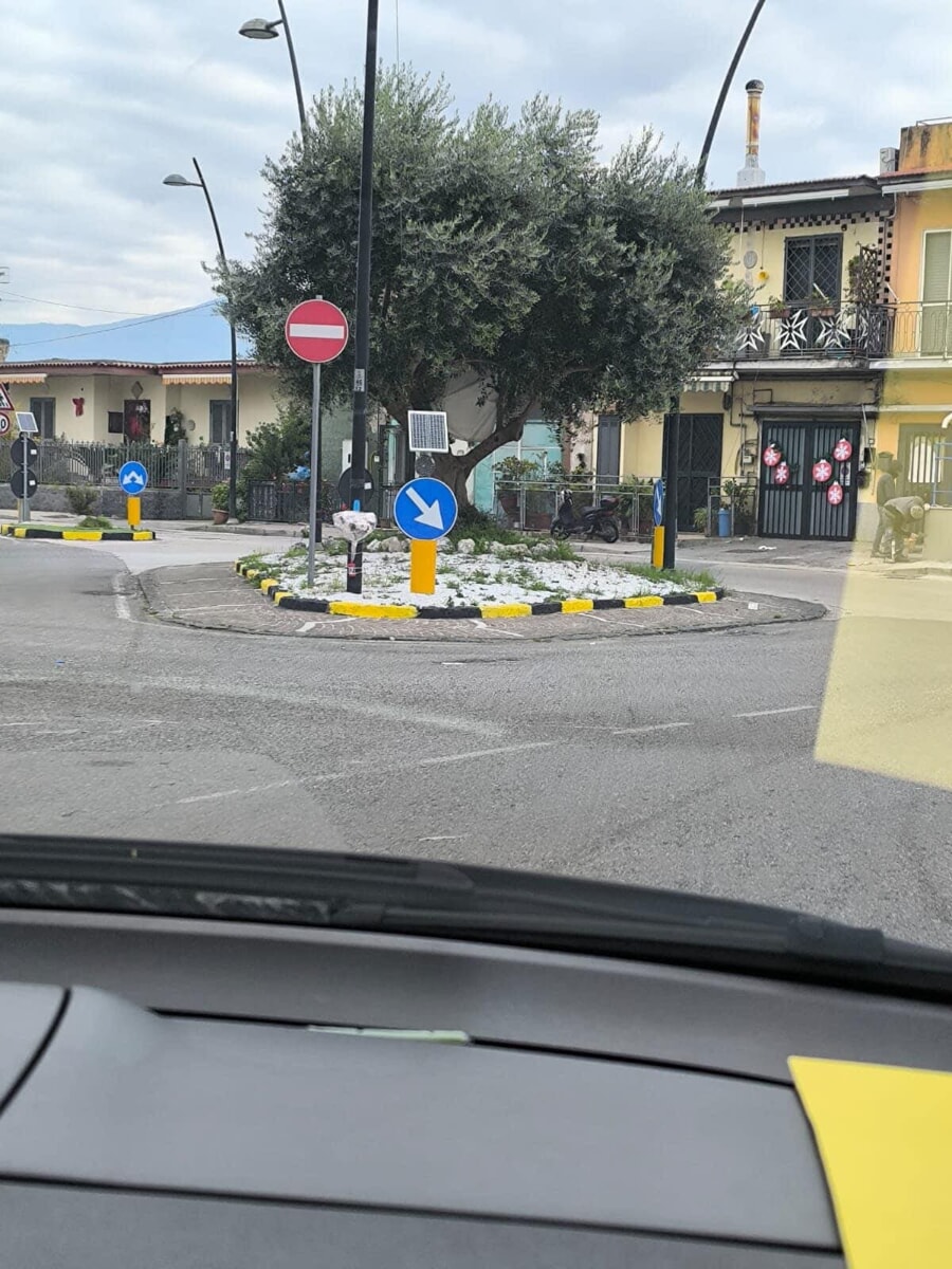 Scafati, Santocchio (FdI): “Le luci lampeggianti abbagliano i conducenti”